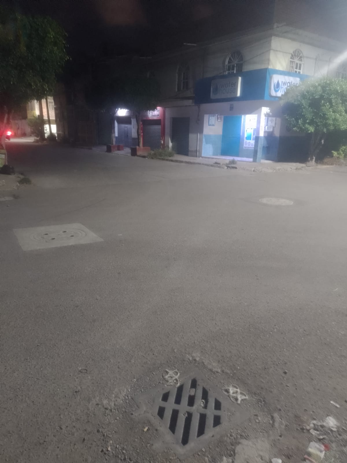 #Salamanca Reportan robo de casas, tapas de TELMEX y cableado en la colonia Santa Elena y Benito Juárez