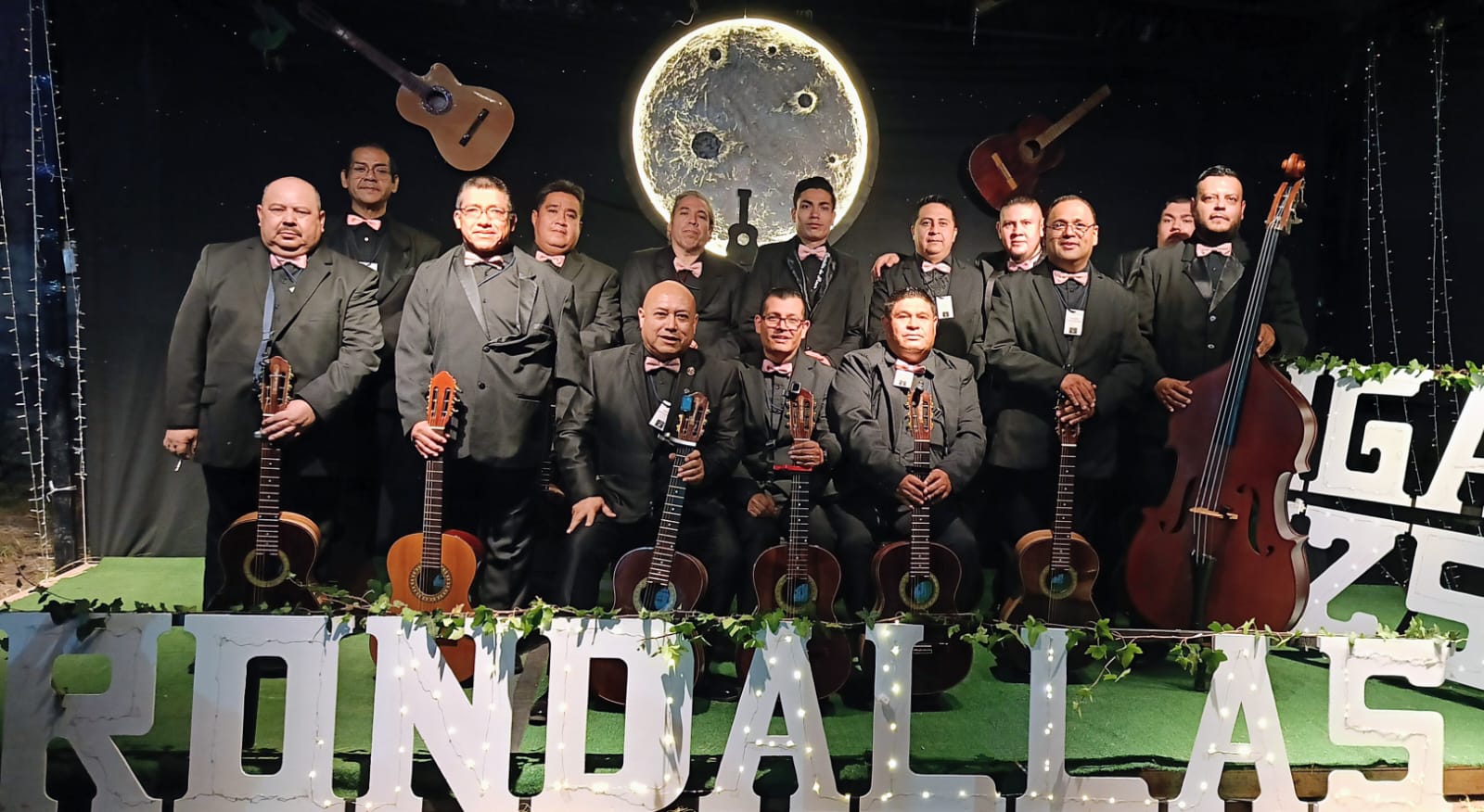 💥 Rondalla salmantina “Secretos de Amor” conquista el tercer lugar en el Concurso Nacional de Rondallas, celebrado en Mangas, Tezontepec, Hidalgo