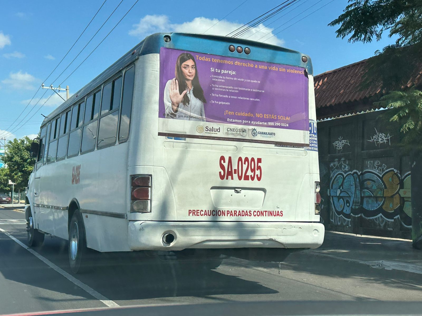 Aumentó el pasaje, pero no la responsabilidad. Unidades de transporte público sin placas siguen circulando en #Salamanca