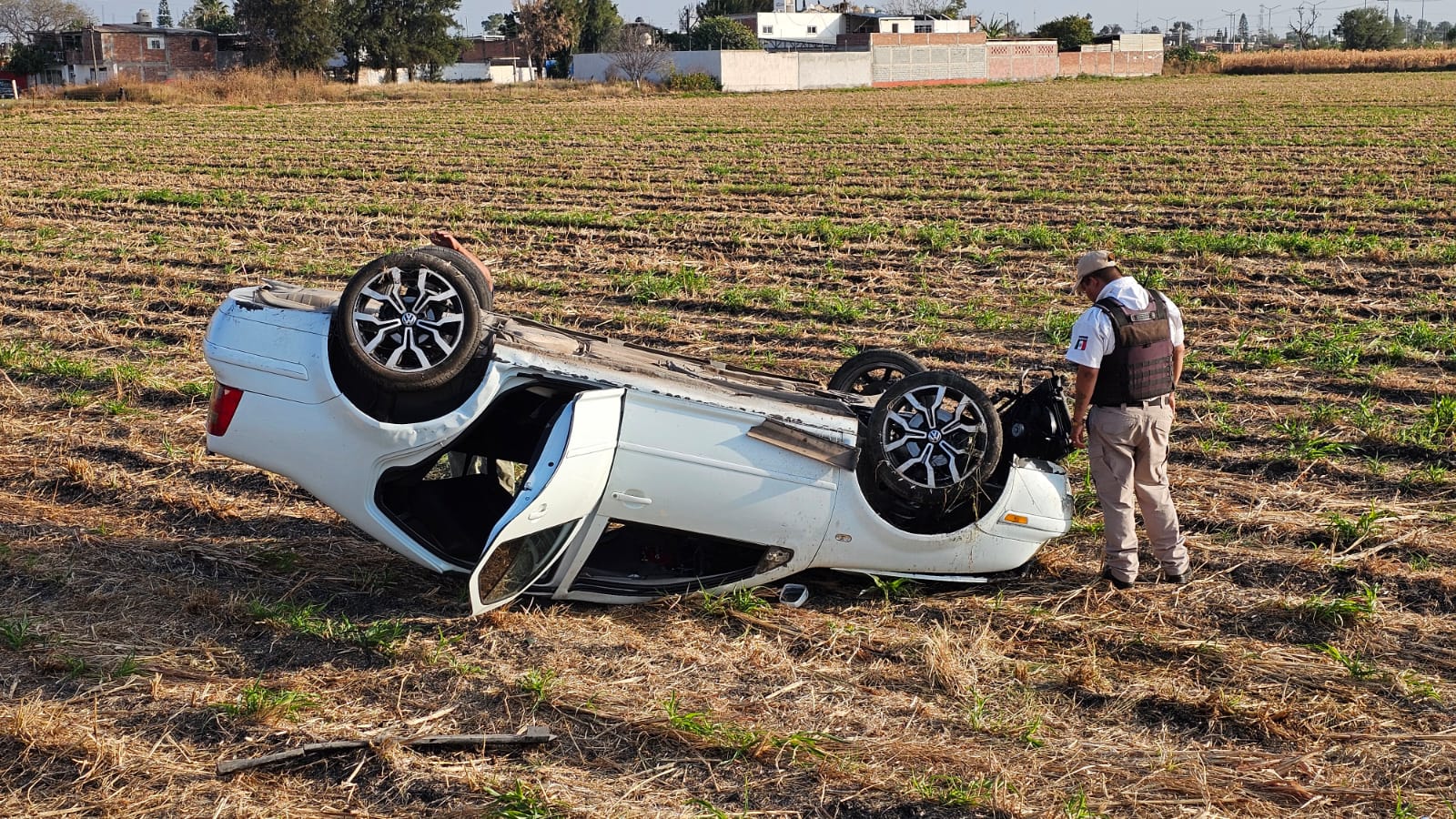 Volcadura en bulevar Bicentenario reaviva quejas por falta de vigilancia vial en #Salamanca