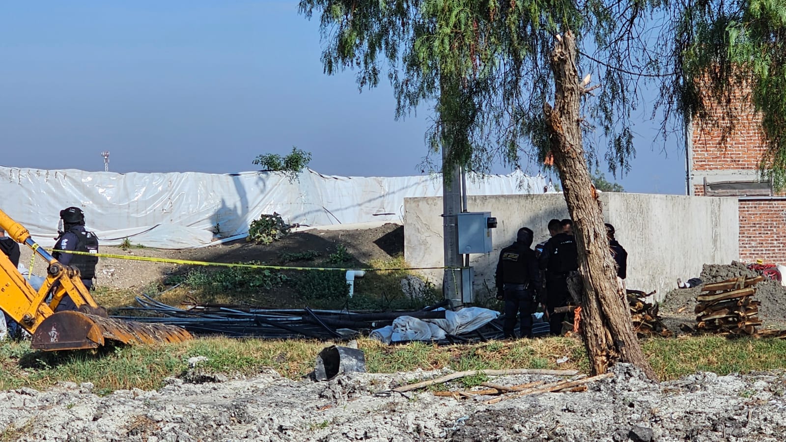 Acribillan a 4 hombres y 1 mujer en un domicilio entre La Capilla y Santiaguillo de Flores, en #Salamanca