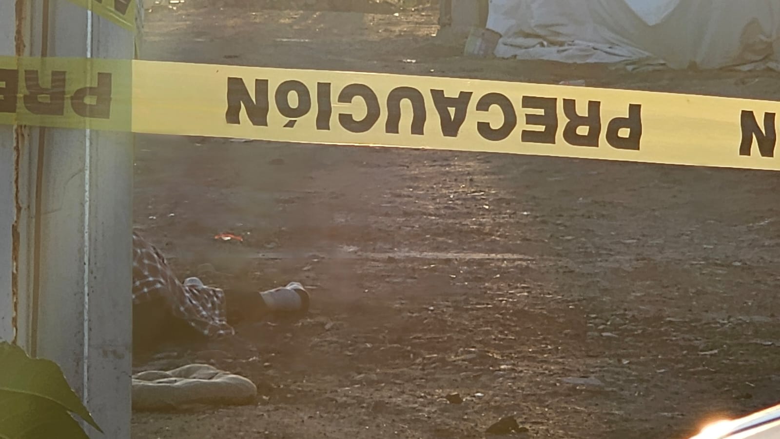 Un hombre pierde la vida tras volcarse en la carretera a Cárdenas, en #Salamanca