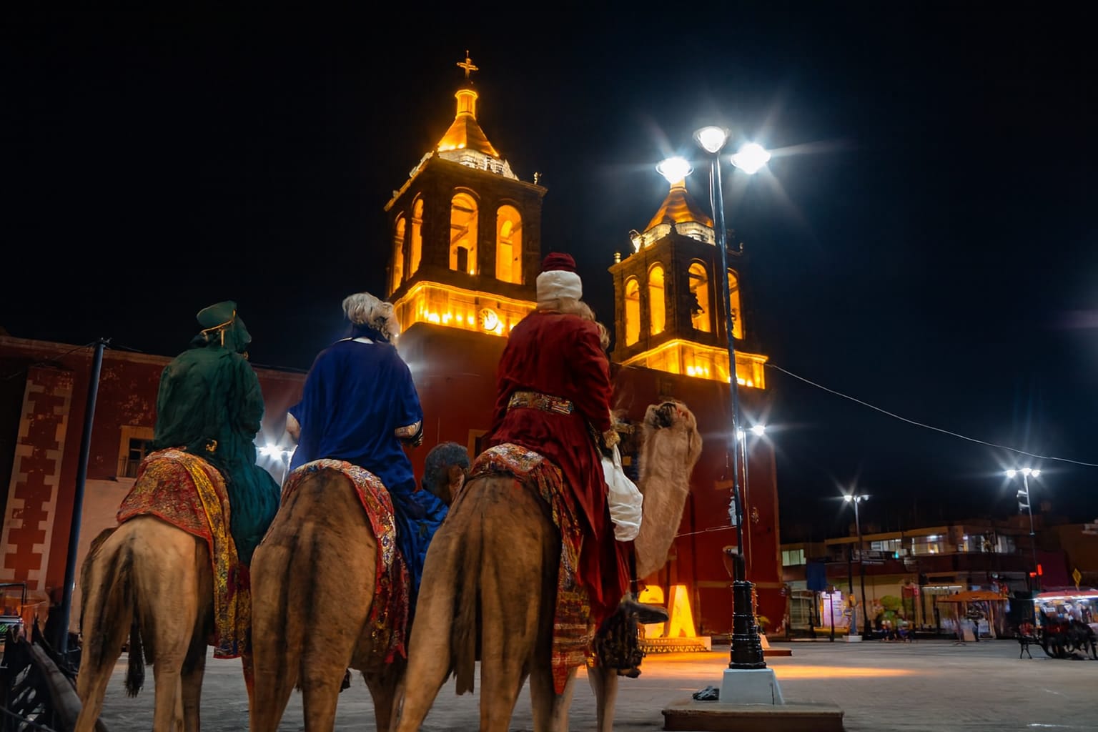 La magia de los Reyes Magos ilumina #Salamanca con juguetes y sonrisas