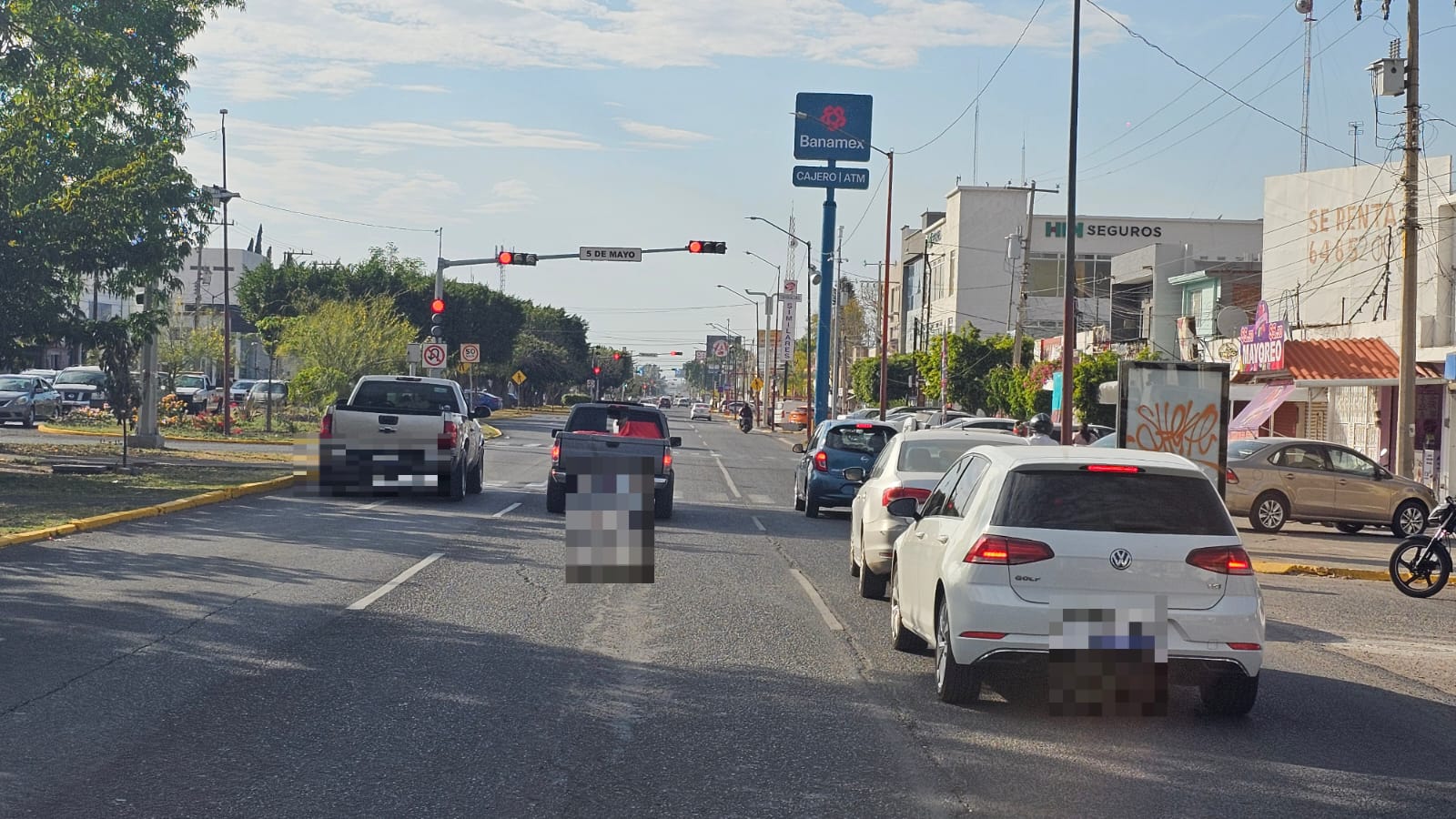 #Salamanca Roban camioneta con violencia a mujer sobre la Avenida Faja de Oro