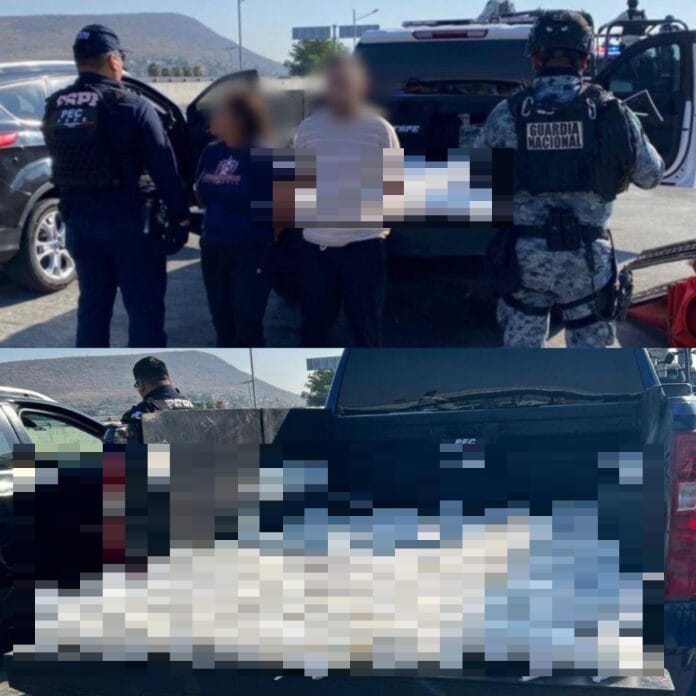 #Salamanca Aseguran 179 dosis de cristal en la autopista Queretaro-Salamanca a la altura de la caseta de Cerro Gordo