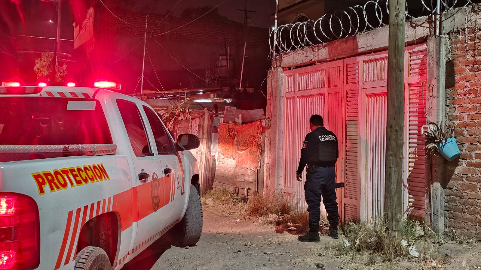 Incendio en casa habitación deja daños materiales en colonia La Gloria, #Salamanca