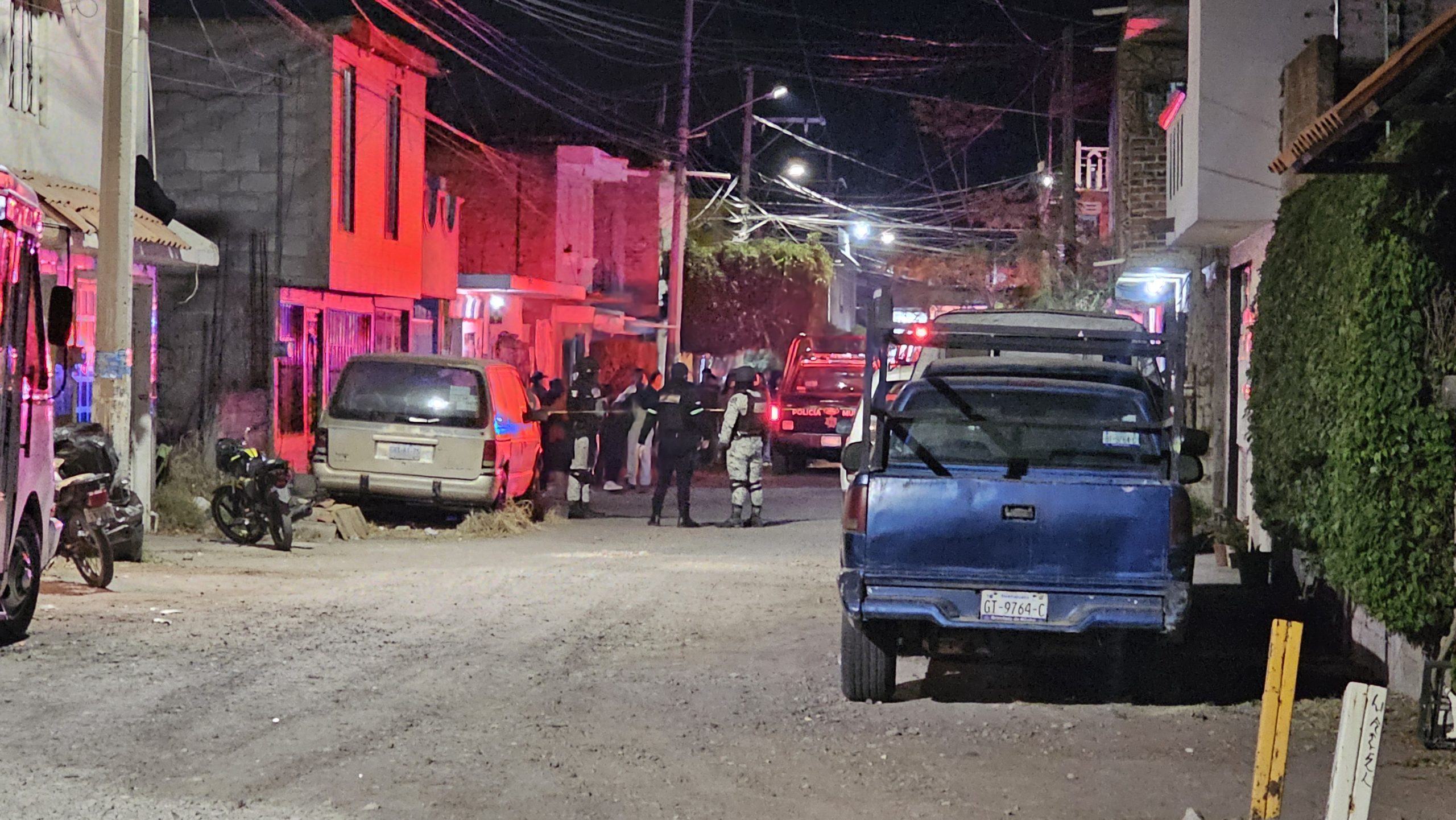 🔴 Asesinan a un masculino en colonia La Herradura y dejan dos más heridos #Salamanca