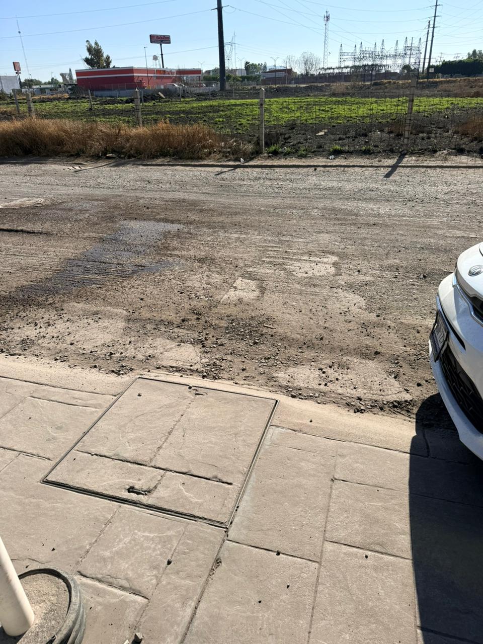 #Salamanca Vecinos de la calle Monte Sinaí dicen estar fastidiados ante la falta de respuestas y exigen conclusión de obra abandonada