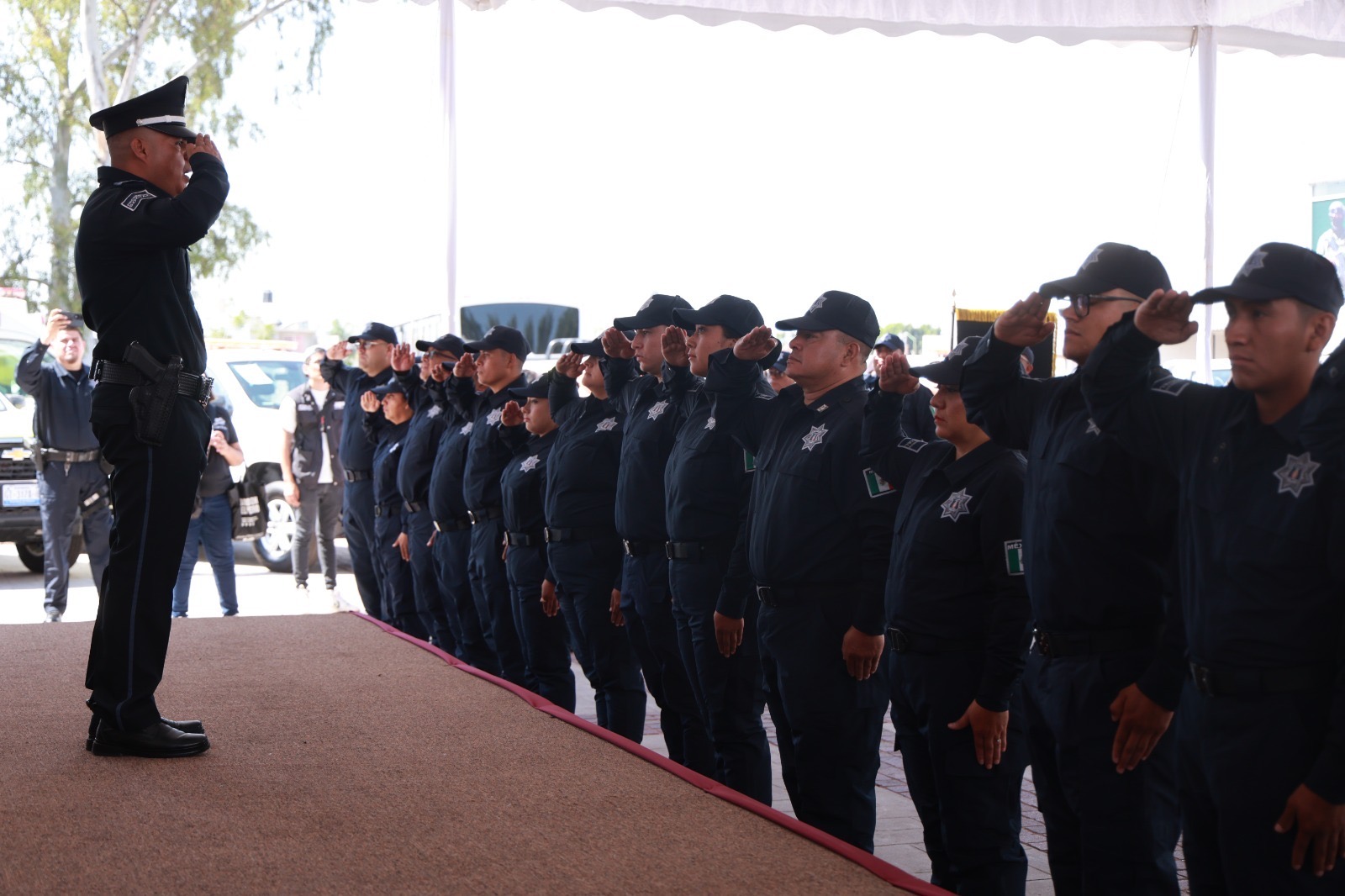 👉 🧐En medio del desgaste y el descontento, 37 nuevos policías se integran a la Policía Municipal de #Salamanca; corporación arrastra inconformidad y señalamientos por malos liderazgos