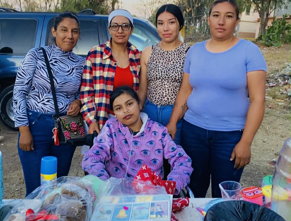 Sofi no está sola, la solidaridad de los salmantinos la acompaña. Viajará a sus primeros estudios preoperatorios gracias al éxito de las kermeses