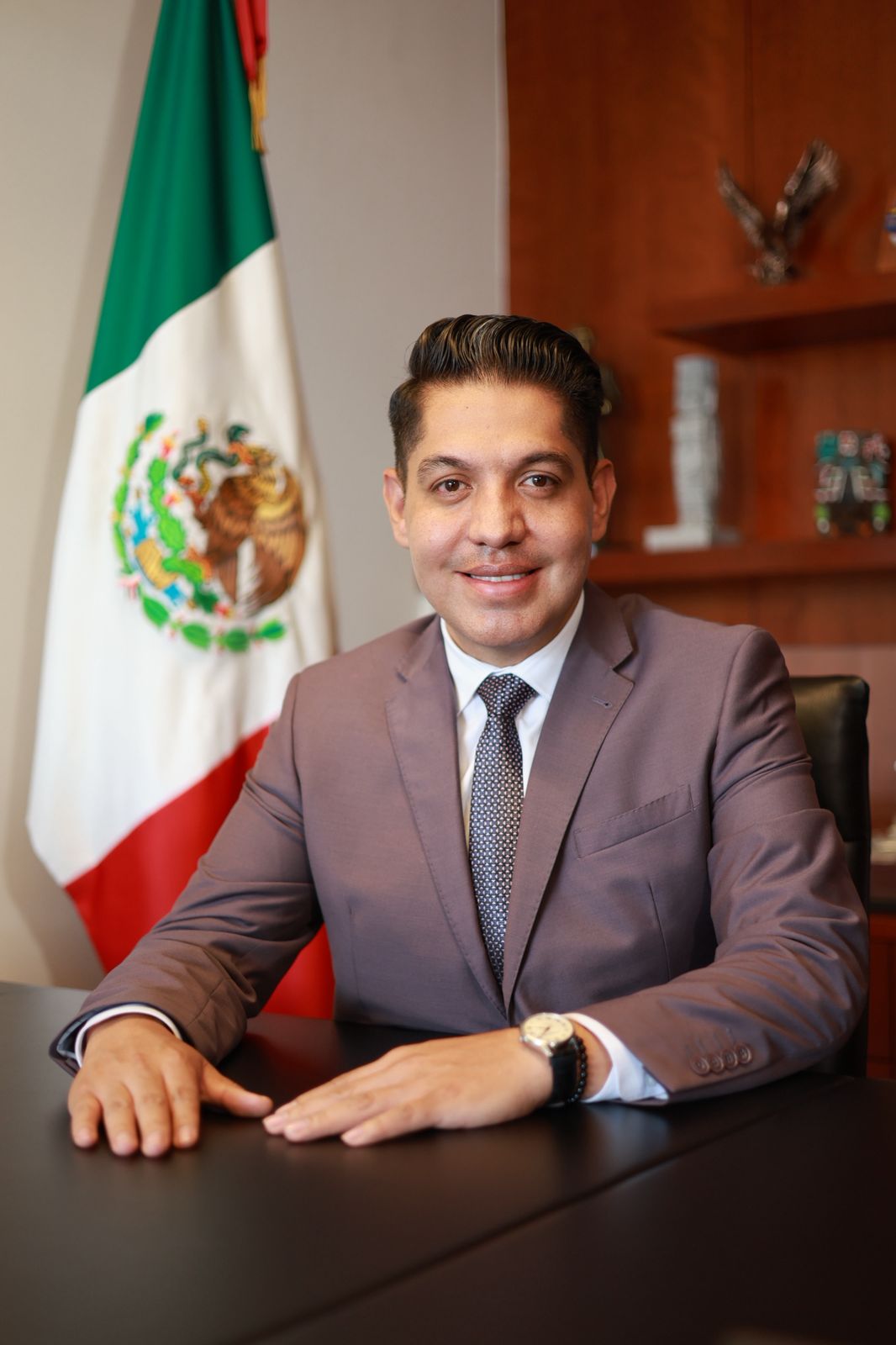 Hoy México avanza con determinación hacia una democracia más justa, más austera y verdaderamente representativa.