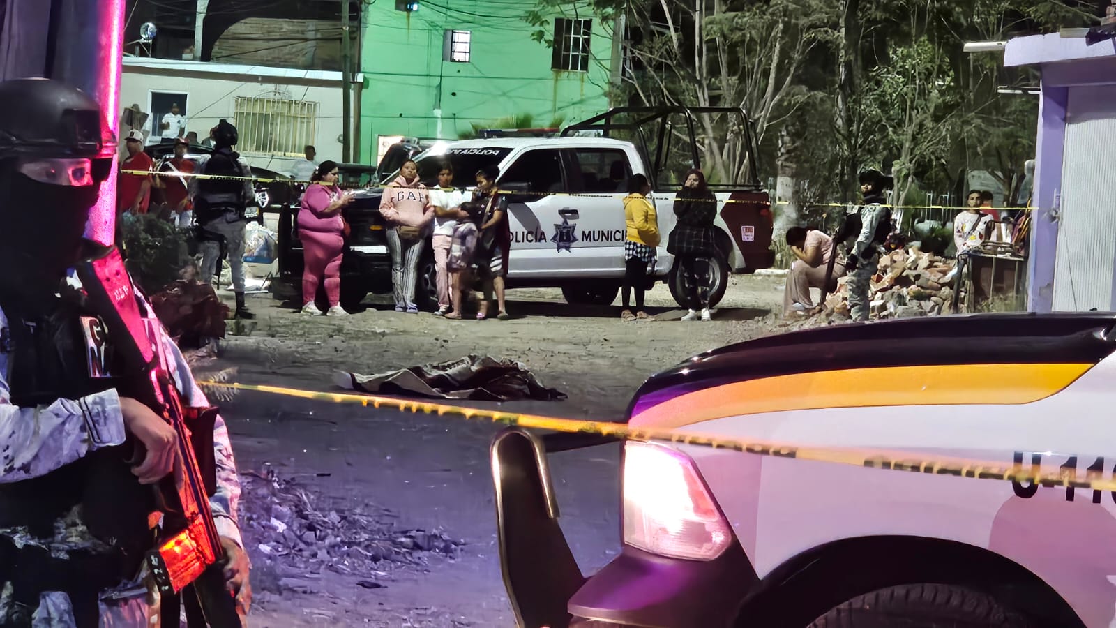 Continúa la violencia en #Salamanca. Ejecutan a un hombre en plena calle de la colonia del Parque