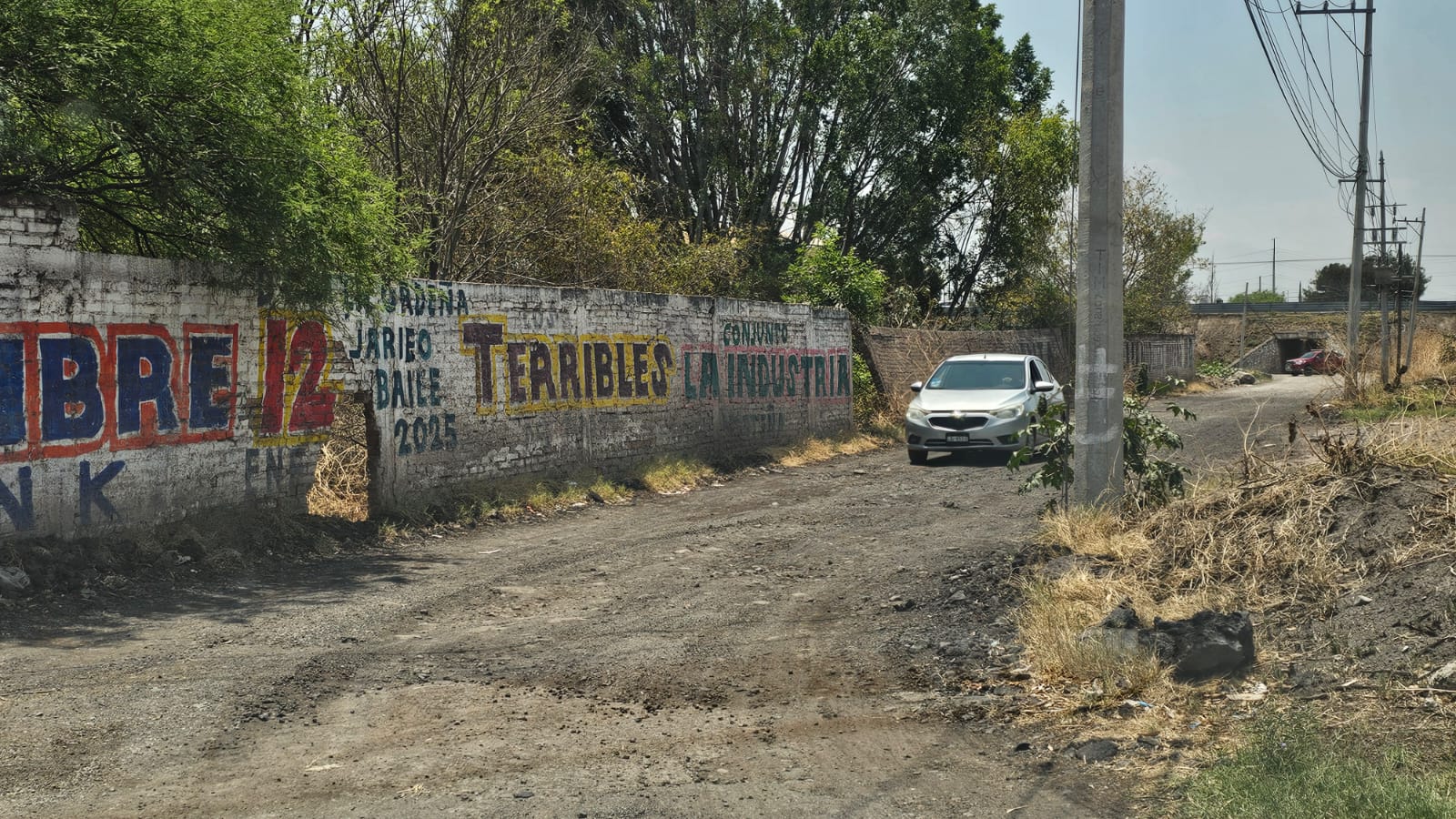 Calle en mal estado preocupa a vecinos de la colonia Albino García y la ciomunidad de Sardinas ante temporada de lluvias, en #Salamanca