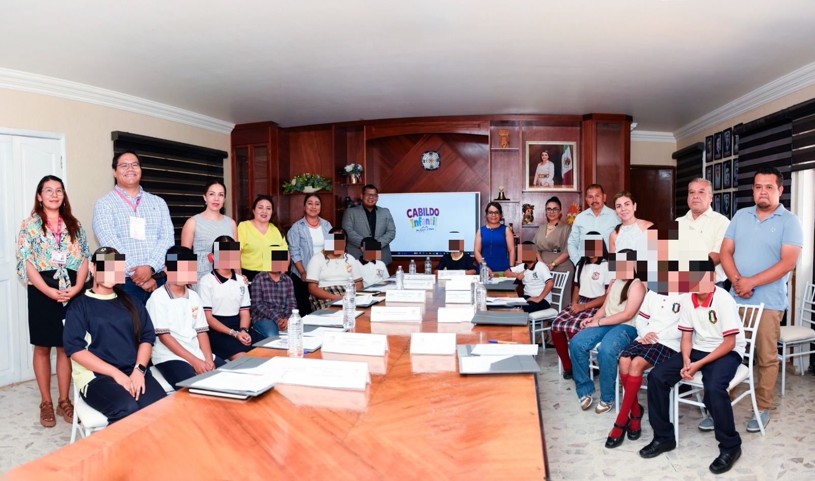 Villagrán impulsa ciudadanía infantil con Cabildo democrático