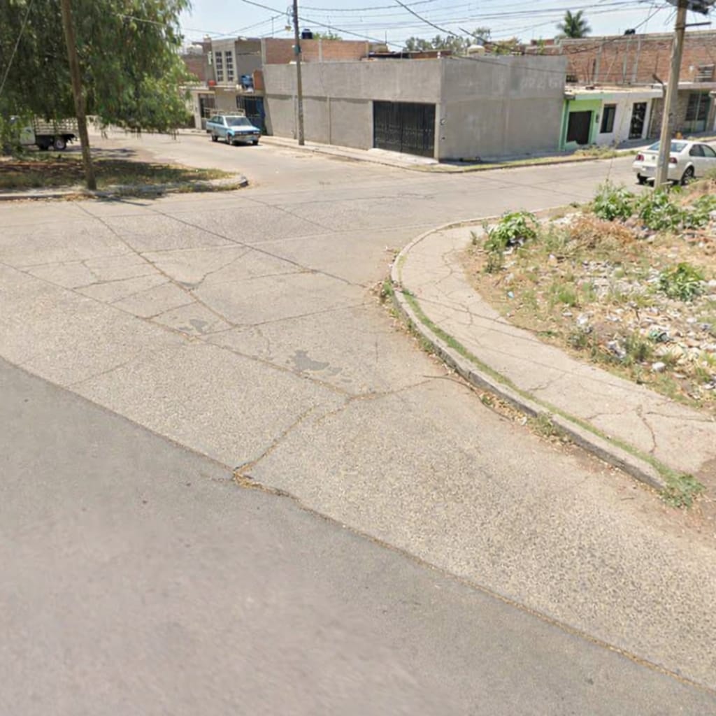 #Salamanca Actuaria es asaltada con machete en la colonia Constituyentes