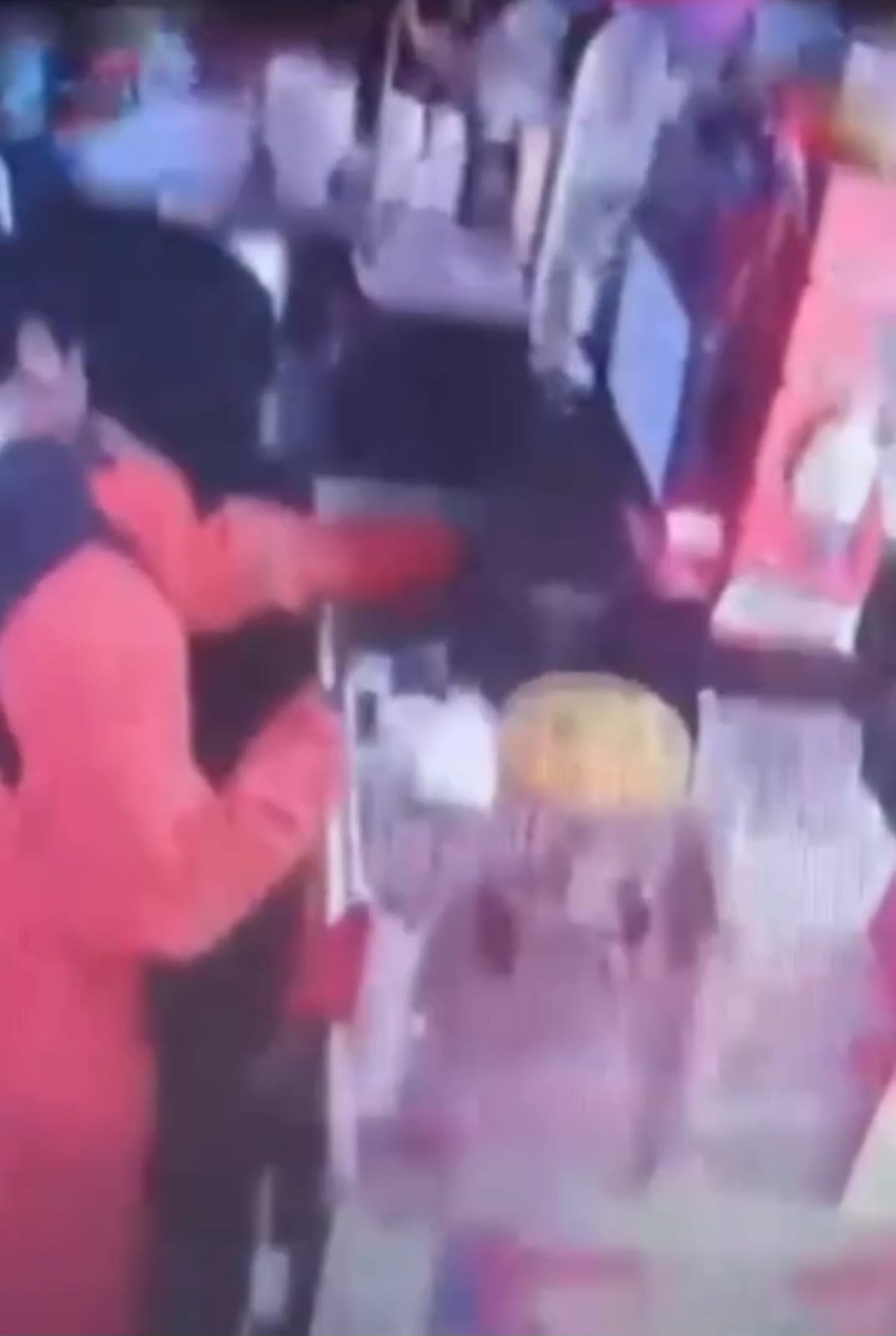 #Salamanca Asaltan con cuchillo a menor en tienda de Arboledas de Ciudad Bajío