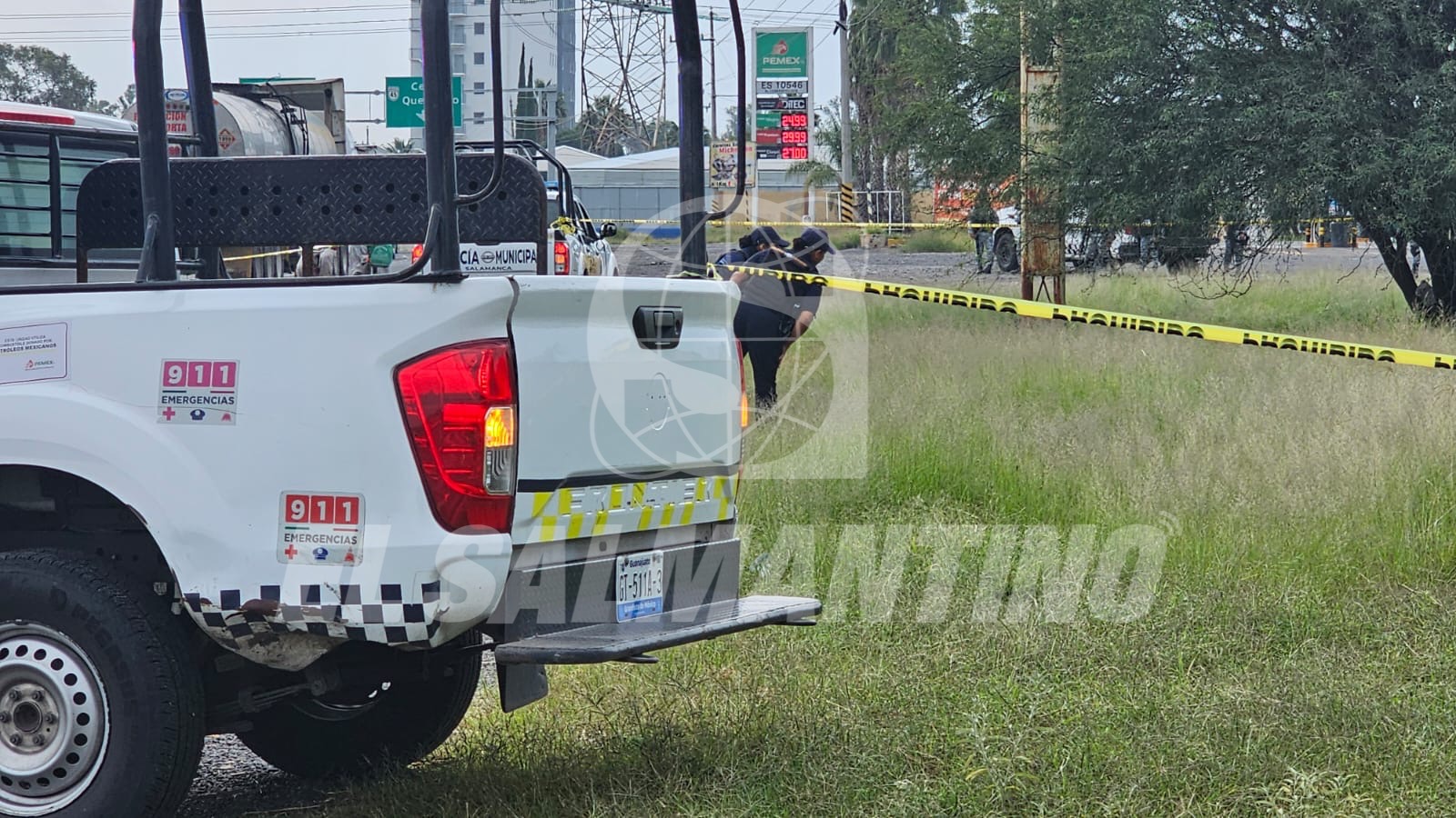 Localizan a mujer sin vida sobre la carretera #Salamanca-Celaya