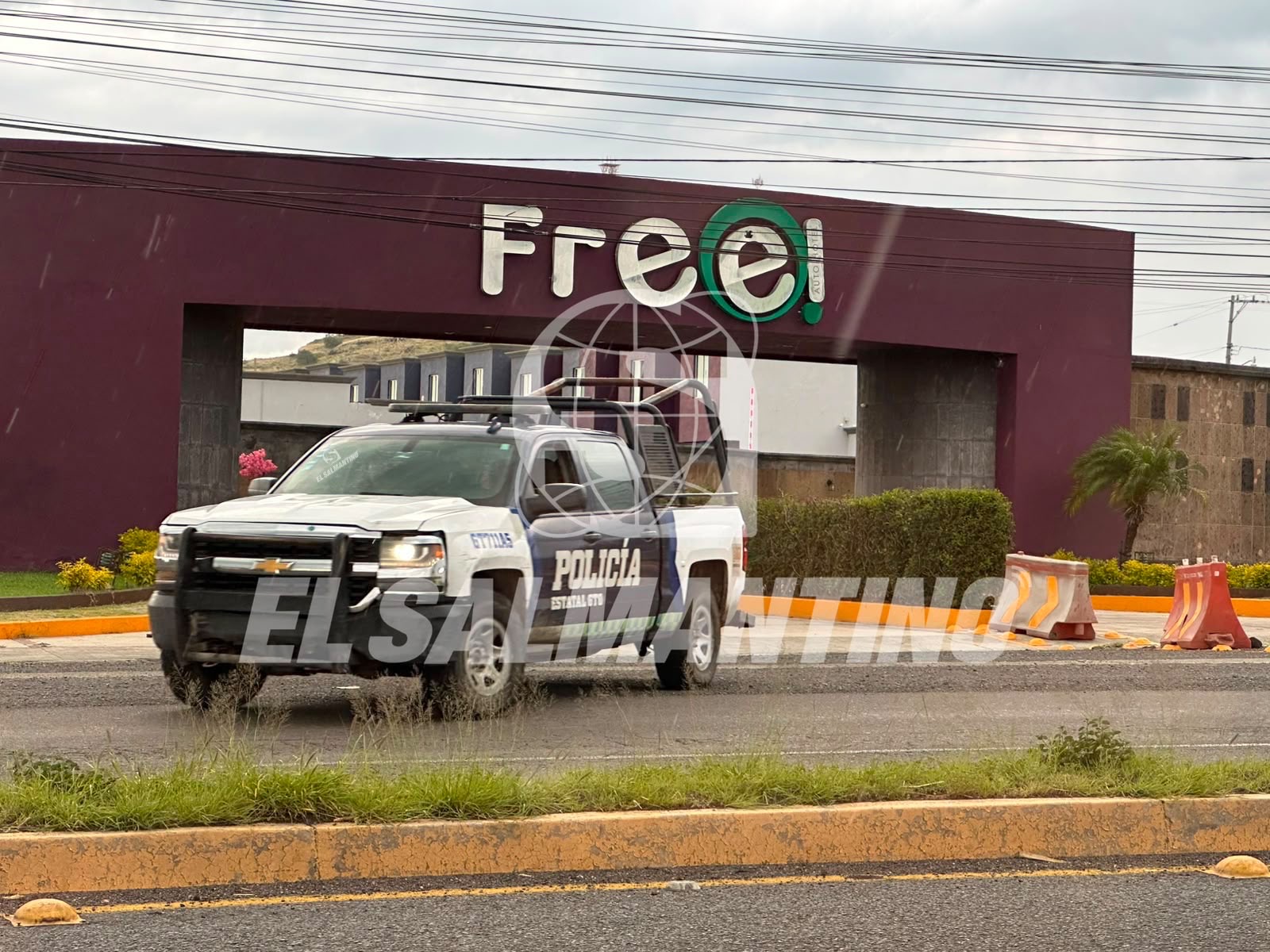 Localizan sin vida a una mujer al interior de Auto Hotel en #Salamanca