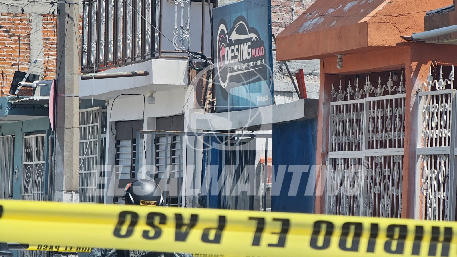 Acribillan a un hombre al interior de un taller de audio en los Virreyes, #Salamanca