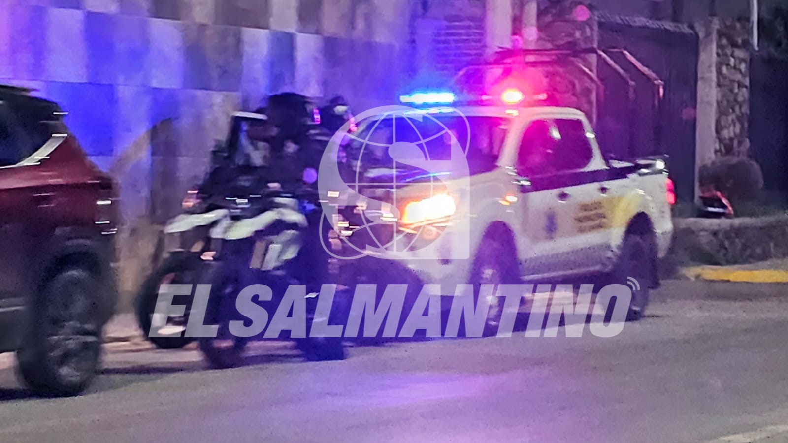 Sujetos armados despojan de su motocicleta a un hombre en Villas del Valle en #Salamanca