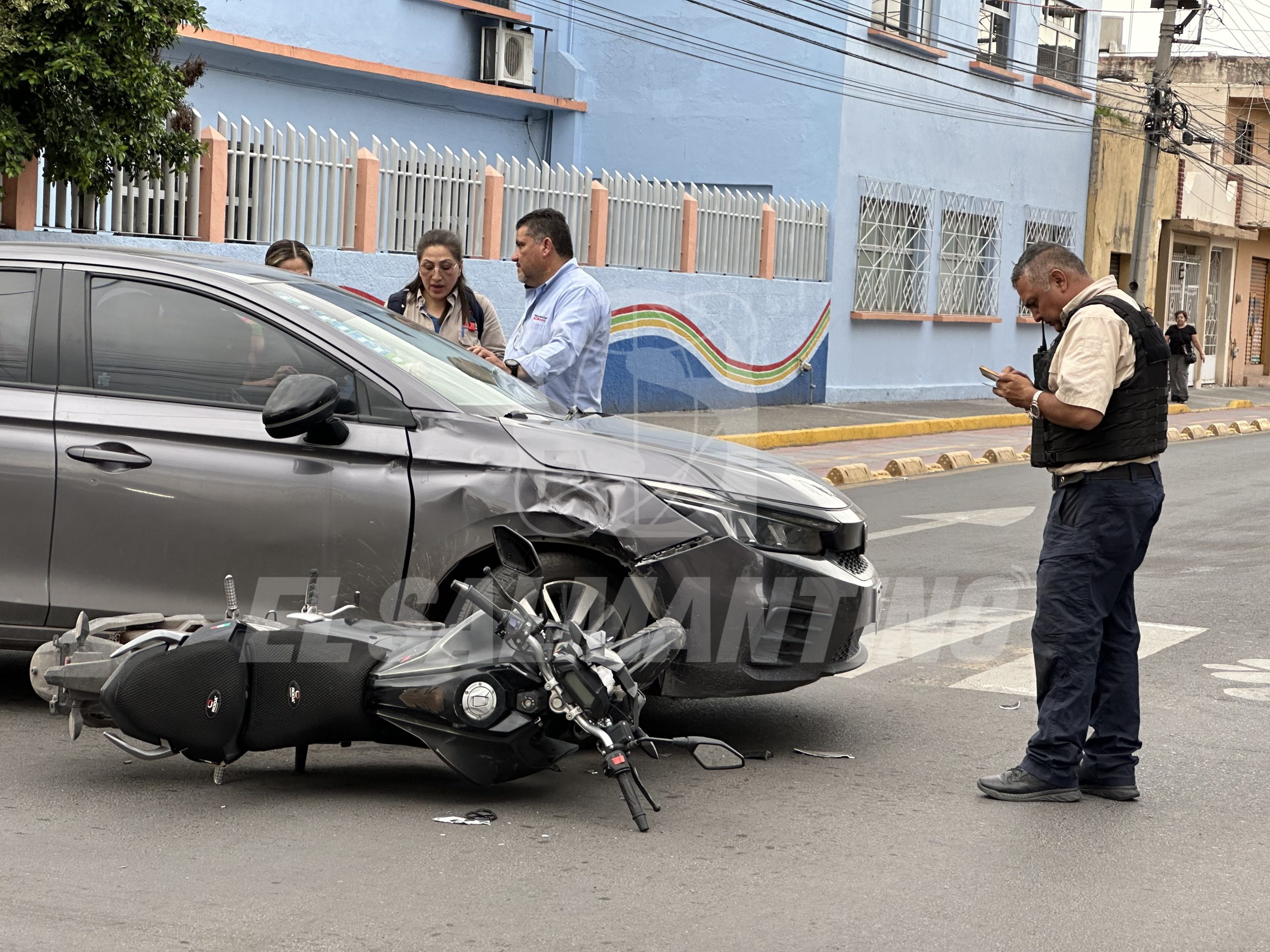 Una mujer resulta lesionada tras accidente vial en la Zona Centro de #Salamanca